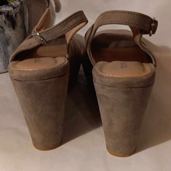 Torrid Platform Wedges - Picture 7 of 10